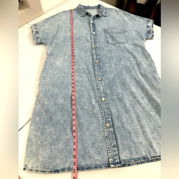 Boutique Denim Shirt Dress Light Wash Collared Button Down Utility Normcore XL - Picture 8 of 12